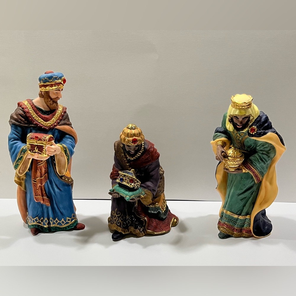 L👁️👁️K ~ 3 WISEMEN - KIRKLAND SIGNATURE NATIVITY WISEMEN # 75177